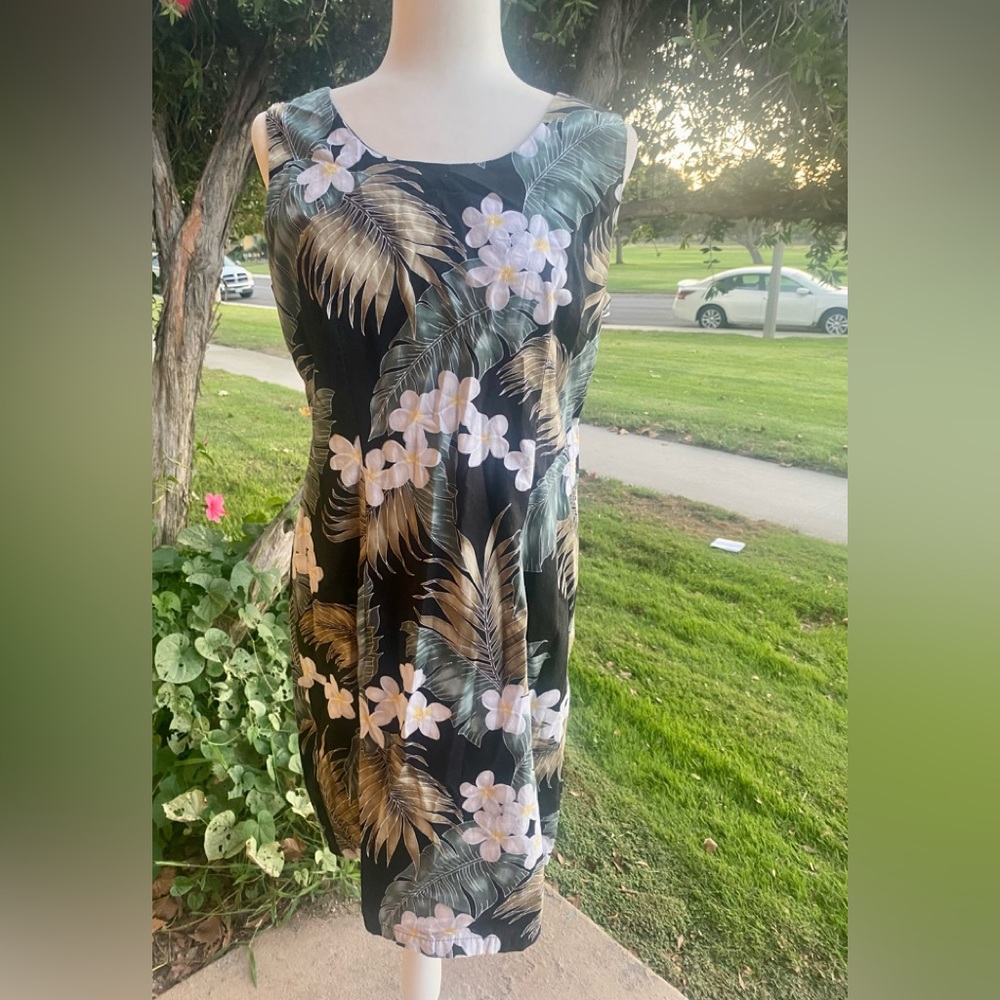 Pacific Legend Apparel made in Hawaii size Large sleeveless sheath floral dress